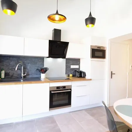 Coco Elaura Modern Duplex With 2 Bedrooms And A Balcony In Appartement